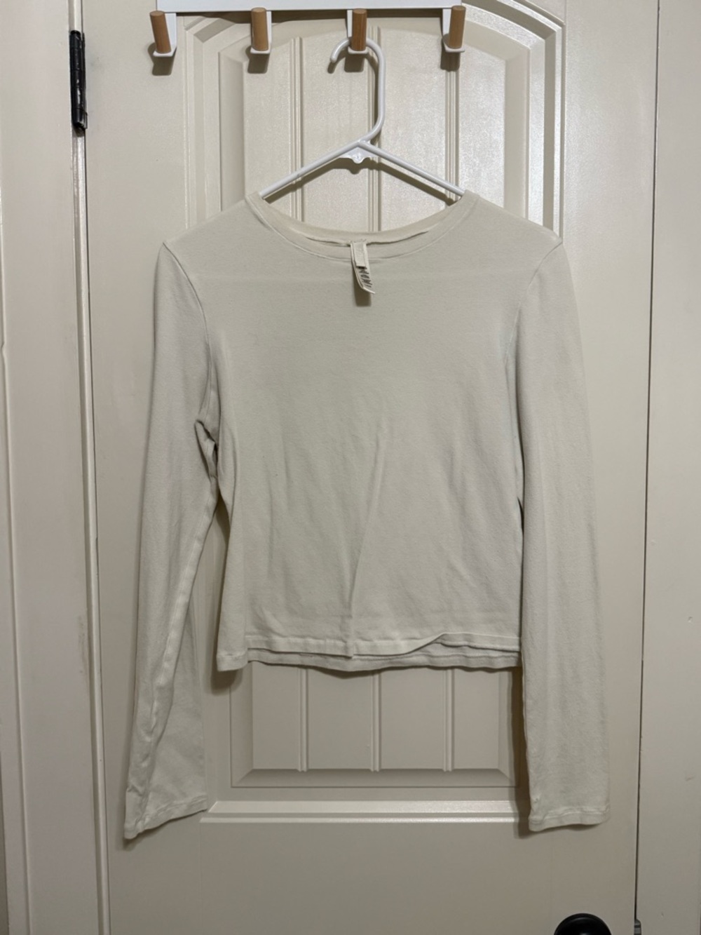 SKIMS Long-Sleeve Crewneck Top in Cream